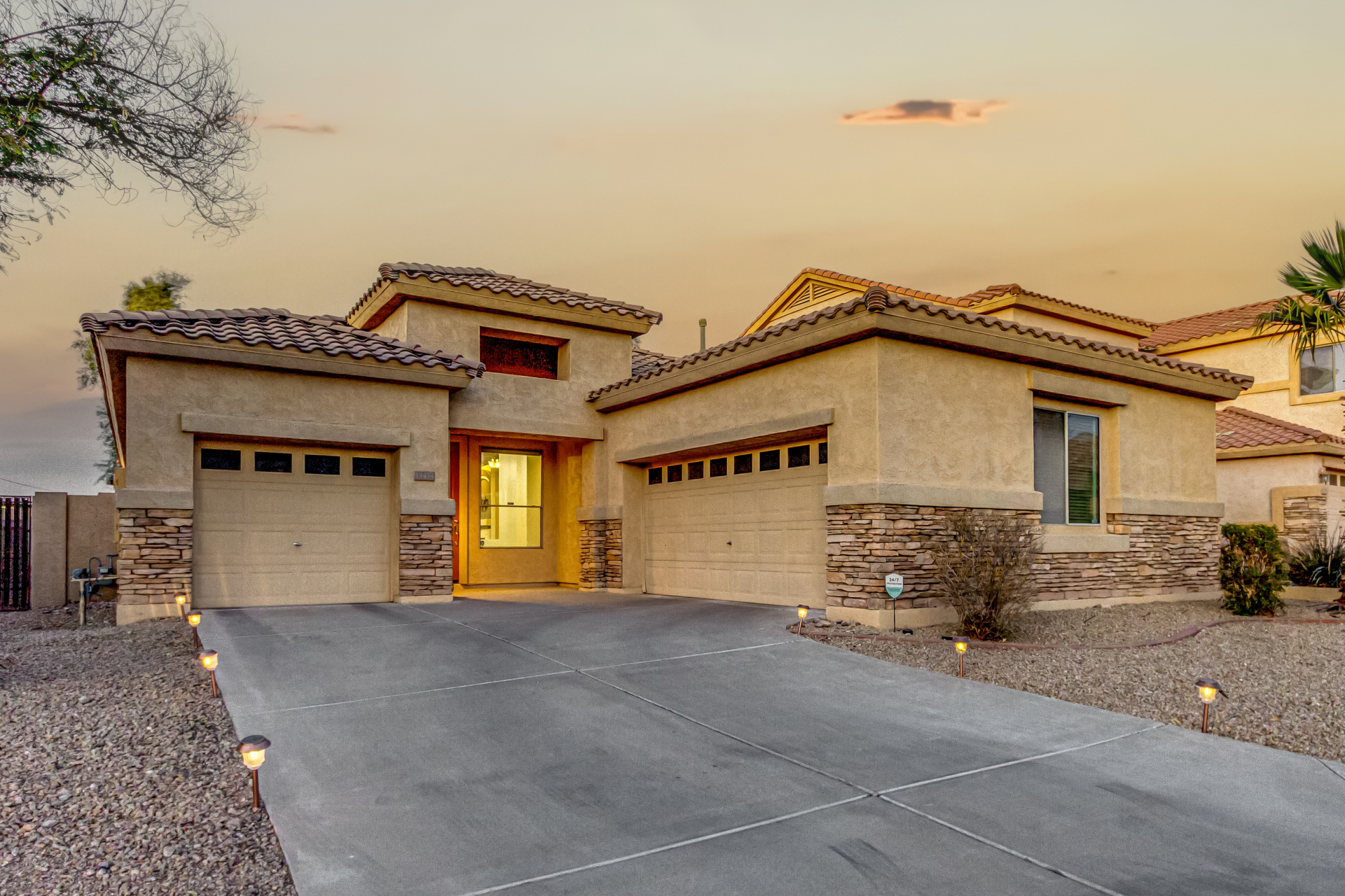 Home near Luke AFB representing housing options within a 15 minute commute